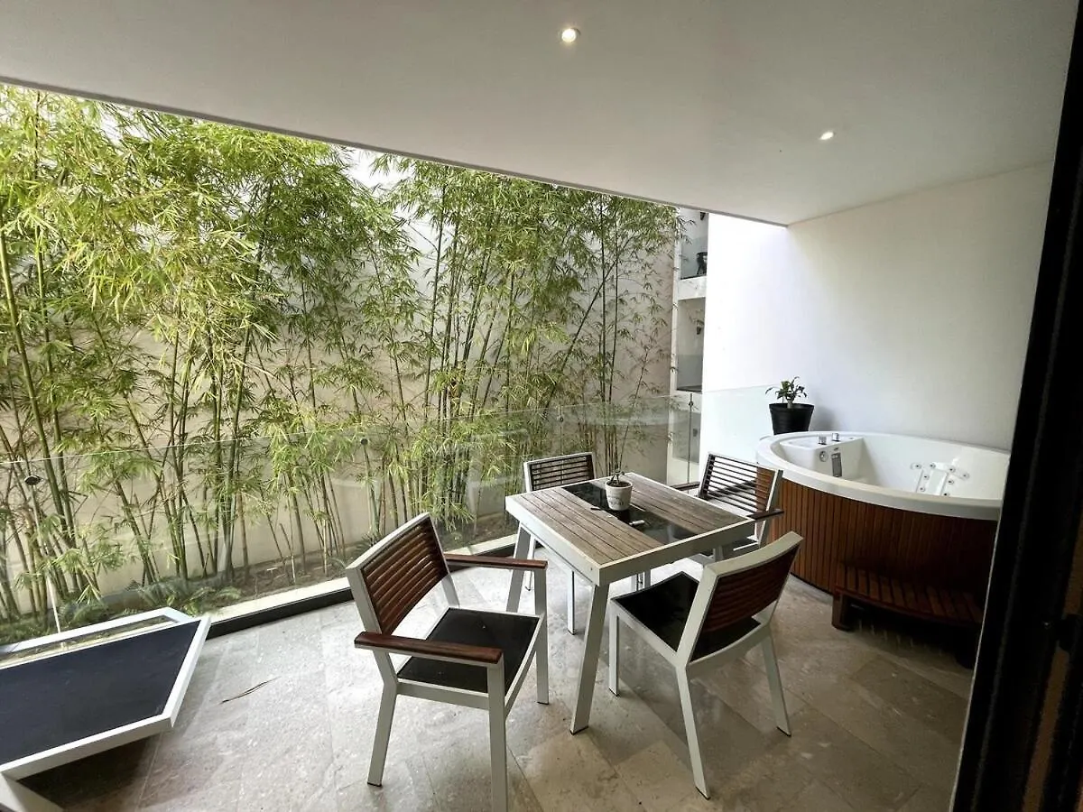 Apartment 5Th Avenue Quiet Luxury With Jacuzzi Beachfront Playa del Carmen Mexico